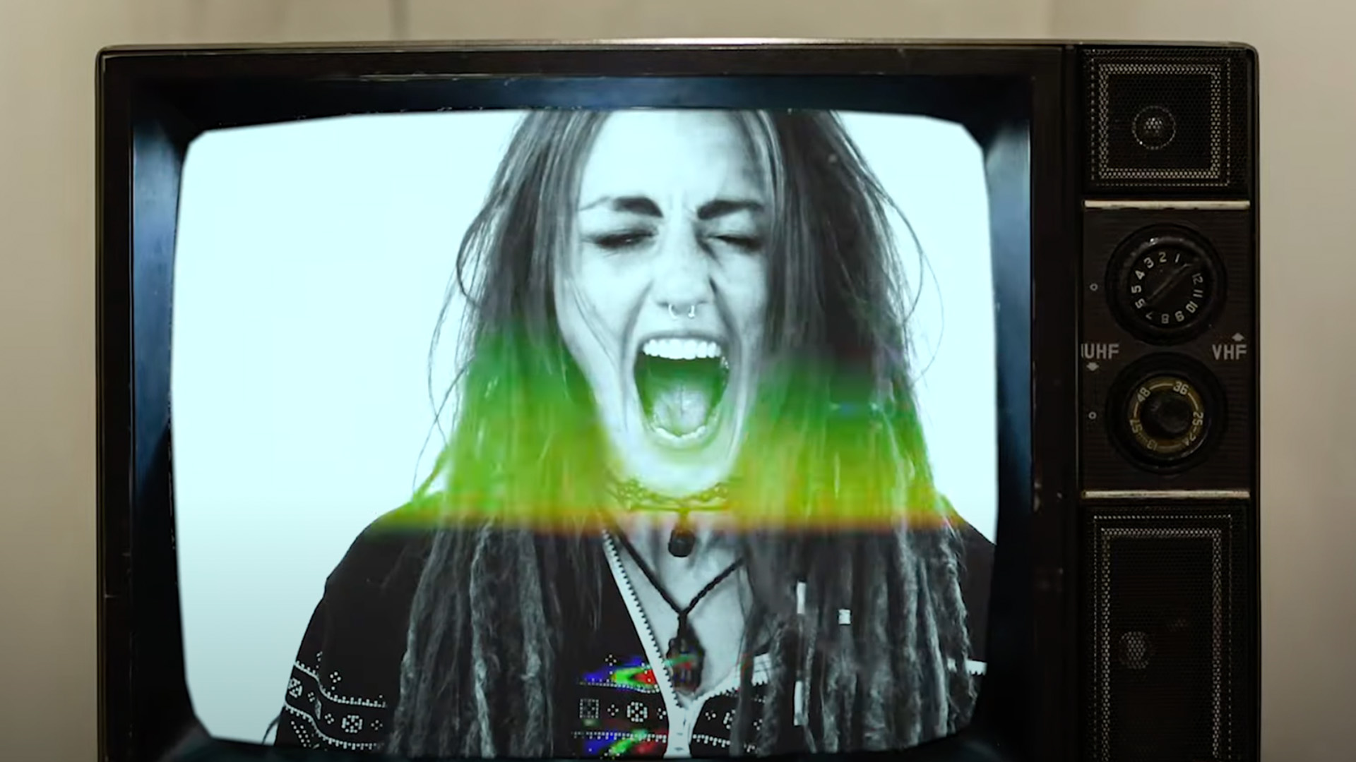 Mariyah - "Hanging by a Threat"